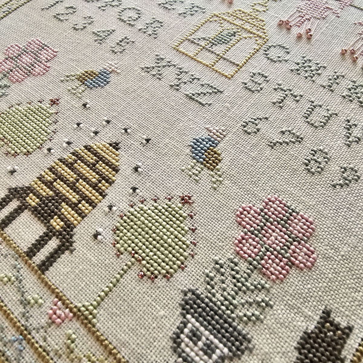 Clogwyn in Spring Sampler Pattern Paper Chart