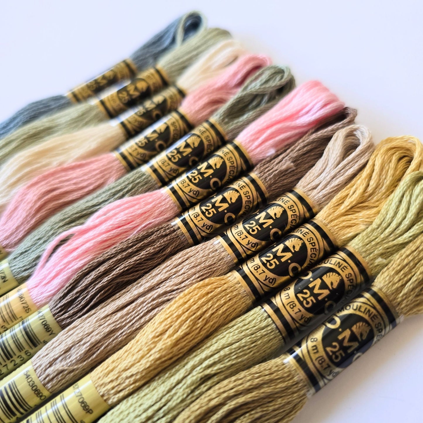 Clogwyn in Spring Threads