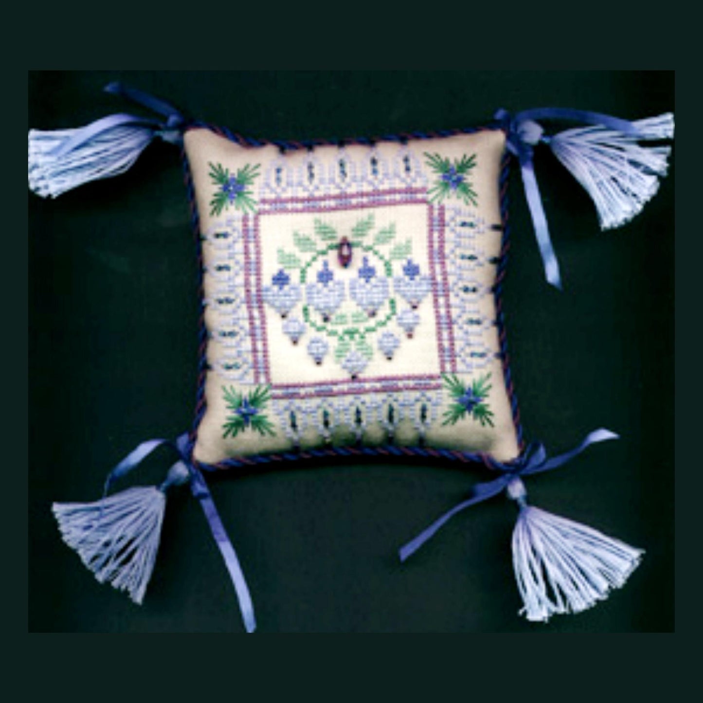 Iolanthe Mini Sampler + Pincushion Pattern PDF